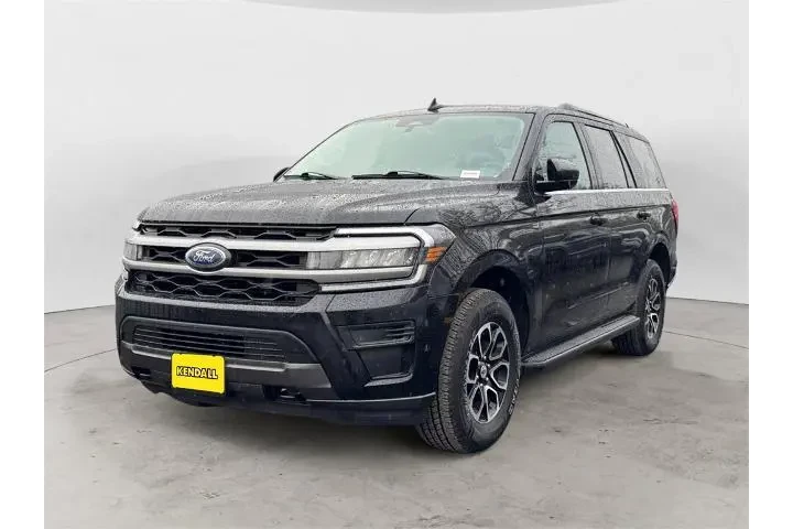 $36971 : Ford Expedition 2022 4x4 XLT image 1