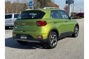 $17959 : Hyundai VENUE 2024 SEL 4dr C thumbnail