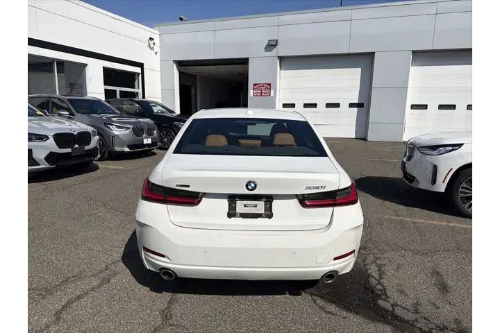 $34394 : BMW 3 Series 2023 AWD 330i x image 2
