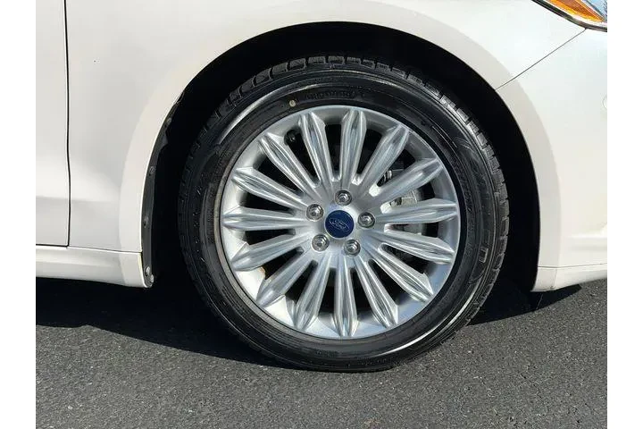 $12995 : Ford Fusion Hybrid 2014 SE 4 image 5