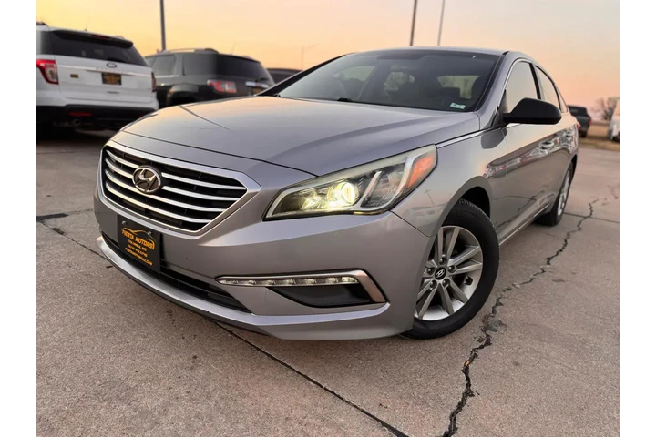 $7999 : 2015 Sonata SE image 2