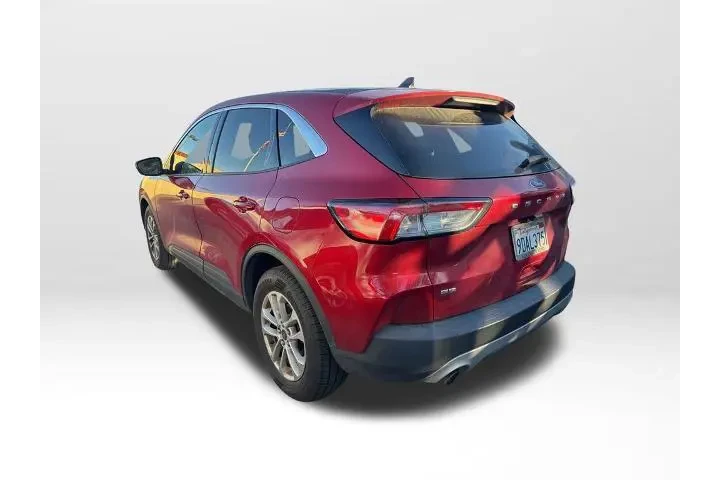 $17876 : Ford Escape 2022 SE 4dr SUV image 5