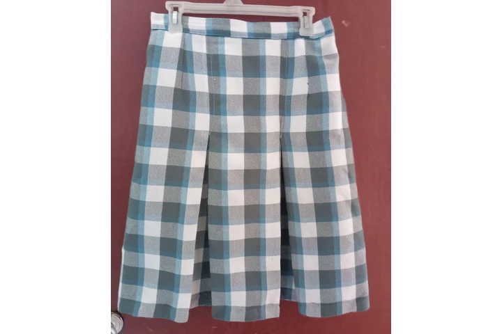 $800 : UNIFORME DE DIARIO📗📖📚 image 2