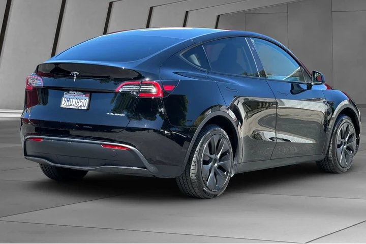 $35900 : Tesla Model Y 2024 AWD Long image 4