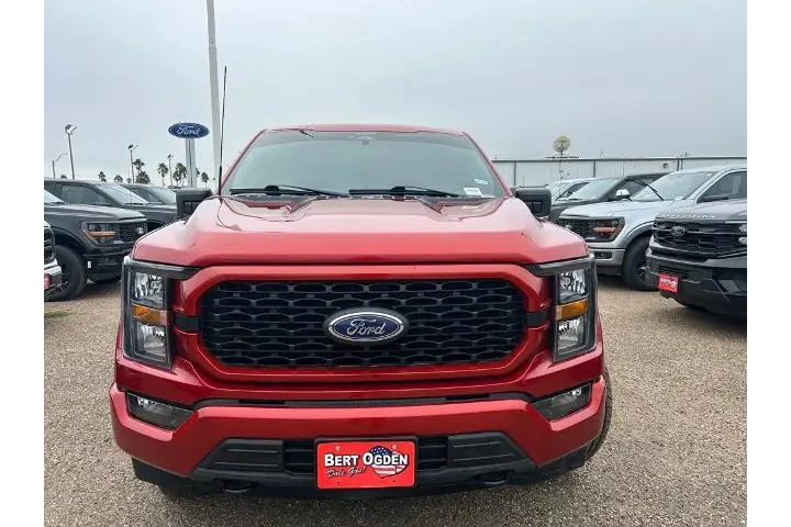 $38985 : Ford F-150 2023 4x4 XL 4dr S image 2