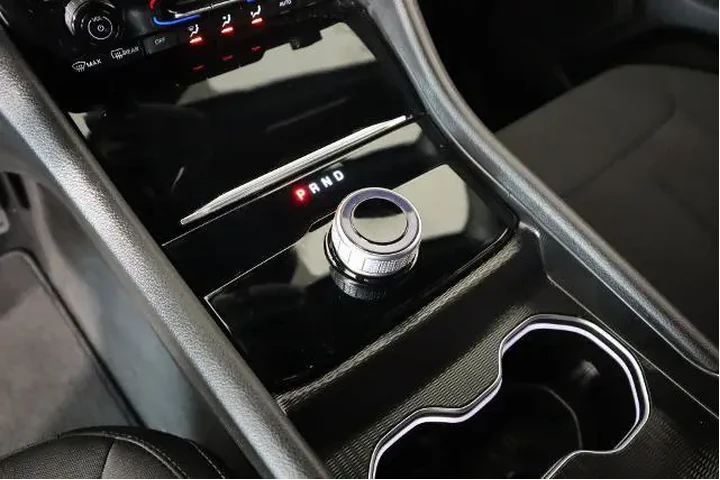 $32086 : Jeep Grand Cherokee L 2024 4 image 7