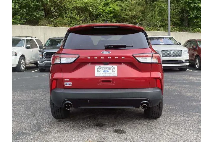 $17490 : Ford Escape 2022 SE 4dr SUV image 5