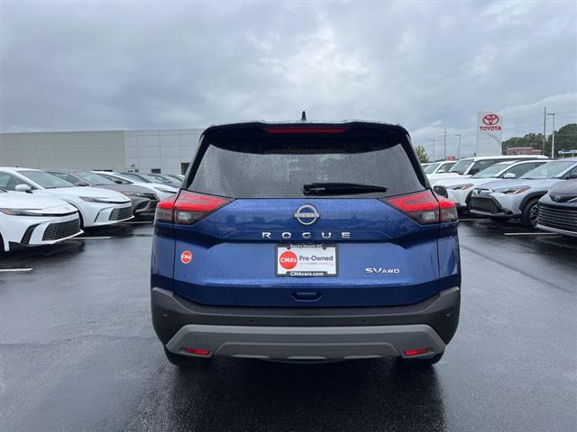 $22991 : PRE-OWNED 2022 NISSAN ROGUE SV image 6