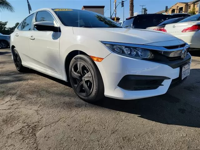 2018 Honda Civic LX Sedan image 5