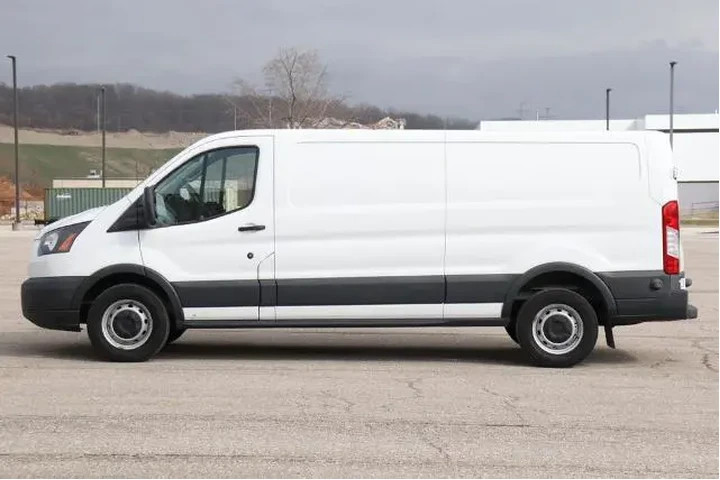 $24950 : Ford Transit 2018 250 3dr LW image 5