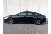 $11595 : 2016 ES 350 4dr Sdn thumbnail