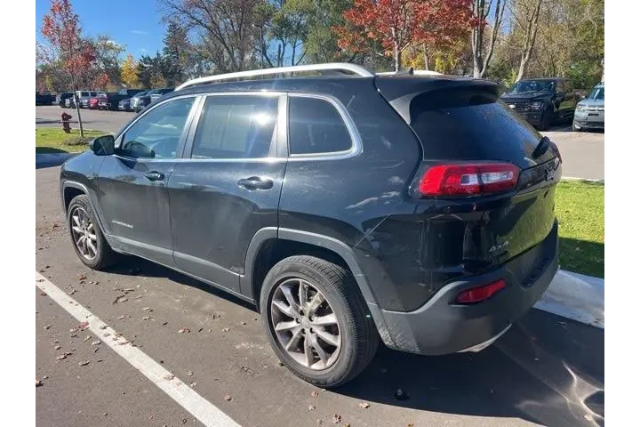 $11825 : Jeep Cherokee 2017 4x4 Limit image 5