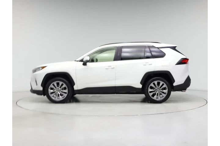 $22998 : Toyota RAV4 2019 XLE Premium image 3