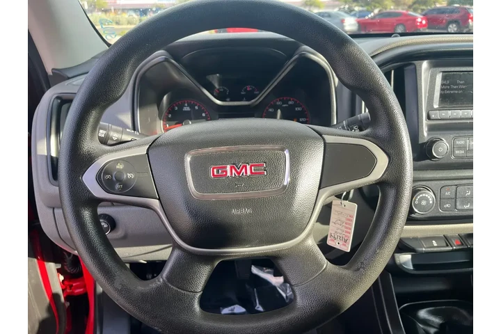 GMC Canyon 2016 4x2 Base 4dr image 9