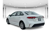 $19888 : Toyota Corolla 2024 LE 4dr S thumbnail