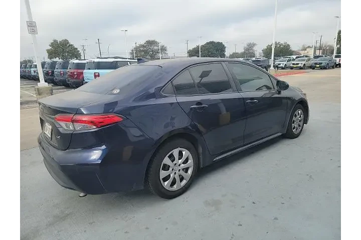 $16998 : Toyota Corolla 2022 LE 4dr S image 3