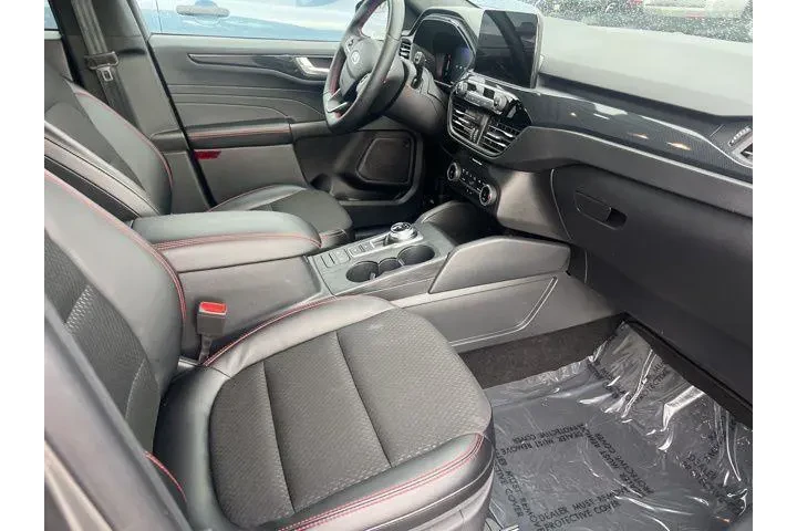 $31988 : Ford Escape 2025 AWD ST-Line image 7