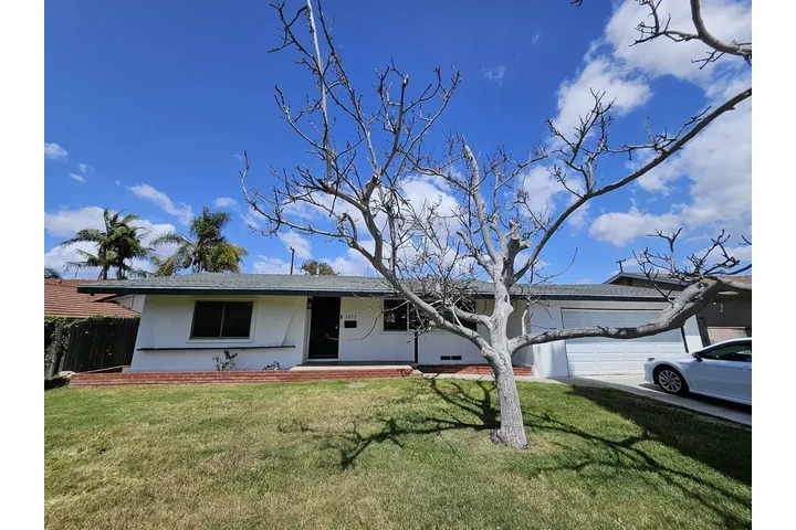 $1450 : Anaheim - 3 bed 2 Bath image 1