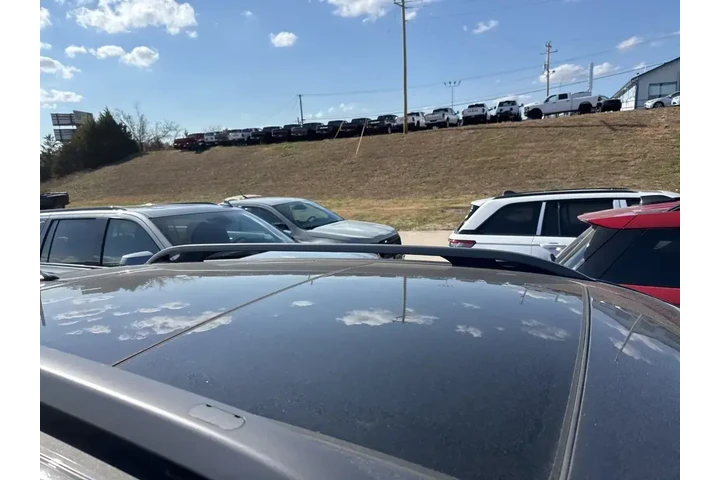 $21890 : Jeep Cherokee 2021 4x4 Trail image 3