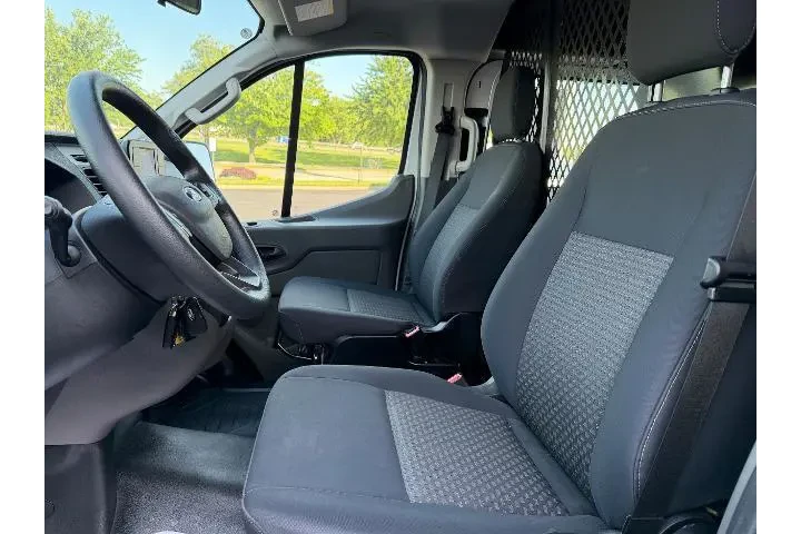 $36988 : Ford Transit 2024 250 3dr SW image 5