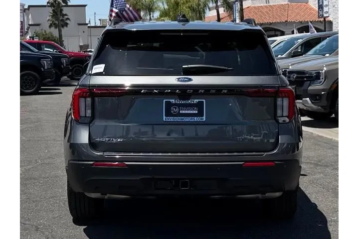 $39988 : Ford Explorer 2026 Active 4d image 7