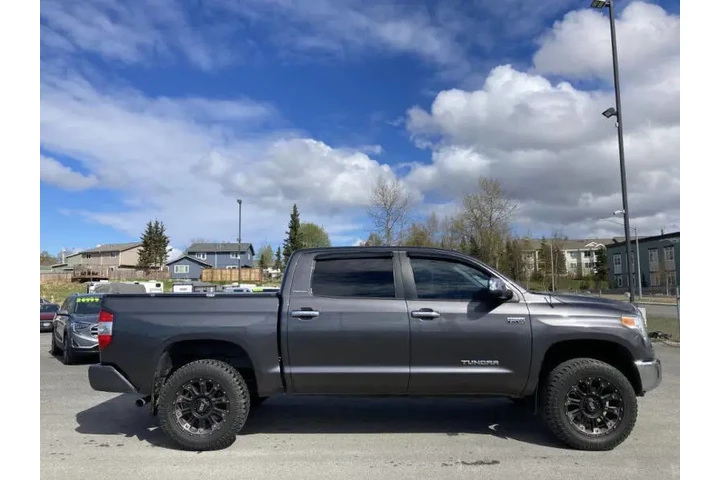 $30999 : 2014 Tundra Limited image 4