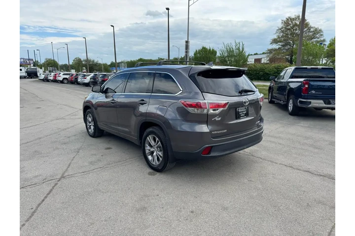 $12980 : 2015 Highlander AWD 4dr V6 XL image 4