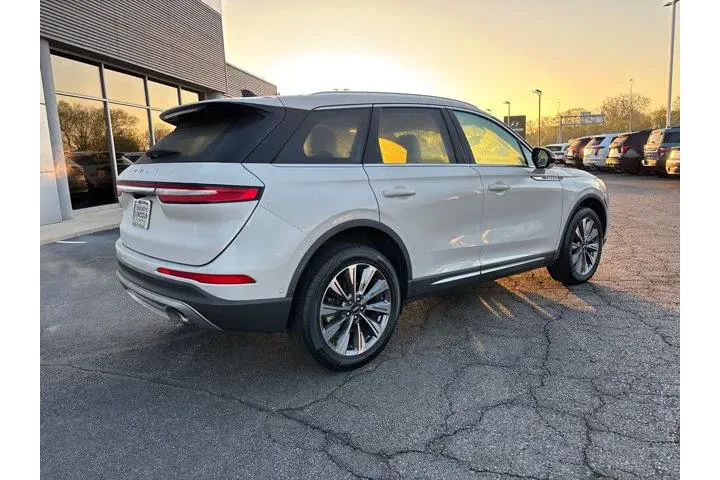 $31985 : Lincoln Corsair 2022 Reserve image 7