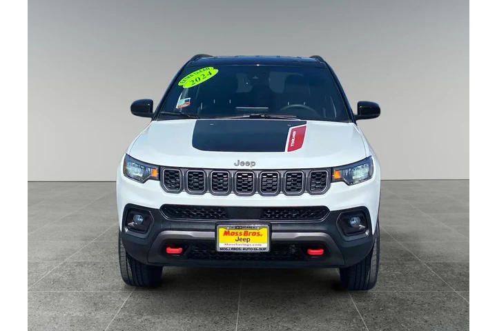 $30986 : Jeep Compass 2024 4x4 Trailh image 8
