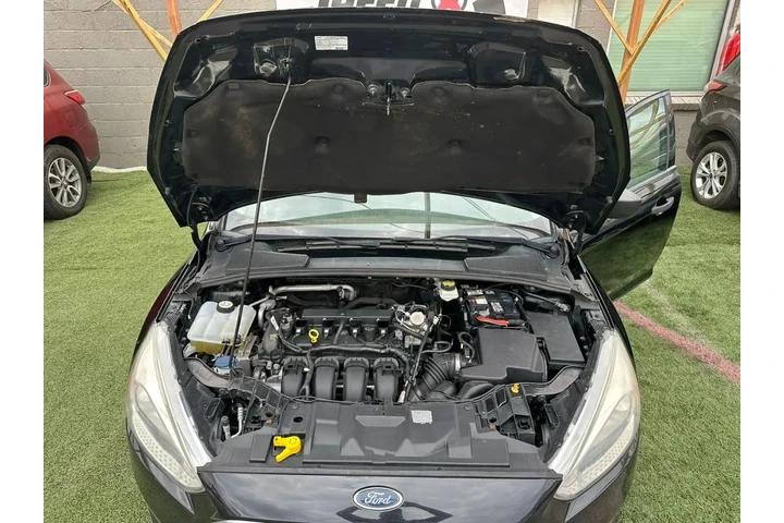 $6800 : 2017 FORD FOCUS2017 FORD FOCUS image 9