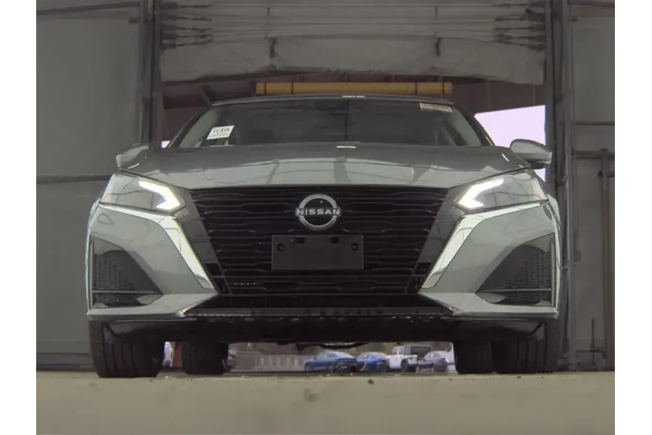 $24193 : Nissan Altima 2023 AWD 2.5 S image 3