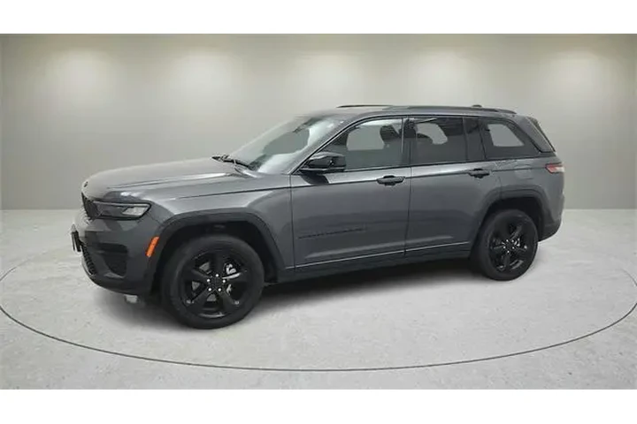 $31999 : Jeep Grand Cherokee 2023 4x4 image 4