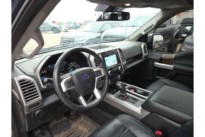 $21989 : Ford F-150 2016 4x4 King Ran image 9