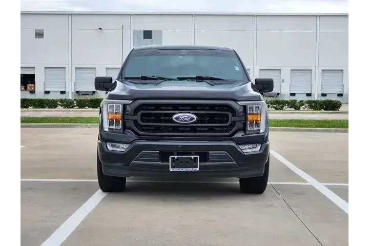 $26734 : Ford F-150 2021 4x2 XL 4dr S image 2