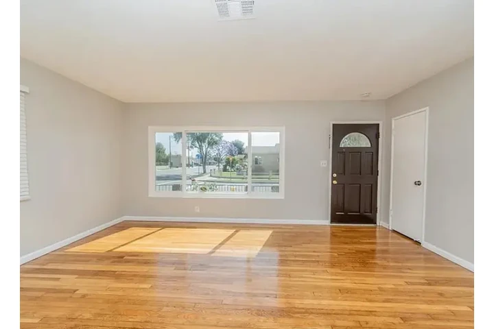 $2600 : FOR LEASE Ibex Ave, Artesia, image 1