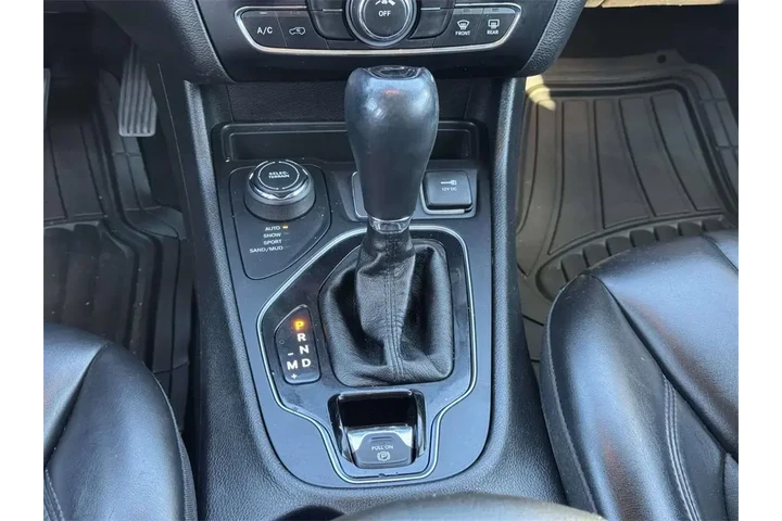 $15799 : Jeep Cherokee 2019 4x4 Latit image 6