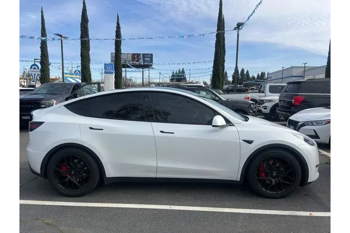 $36988 : Tesla Model Y 2024 AWD Perfo image 7