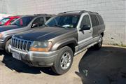 $2900 : 2000 Grand Cherokee Laredo thumbnail