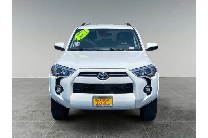 $35743 : Toyota 4Runner 2023 4x2 SR5 image 8