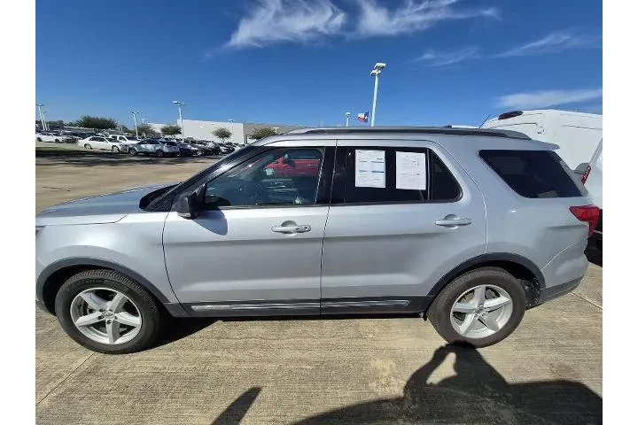 $18981 : Ford Explorer 2019 XLT 4dr S image 3