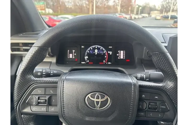 $37472 : Toyota Tacoma 2024 4x4 SR5 4 image 10