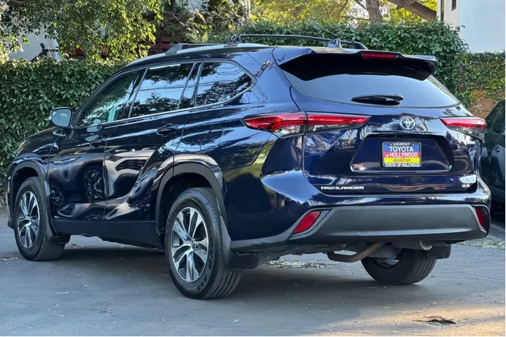 $30499 : Toyota Highlander Hybrid 202 image 6