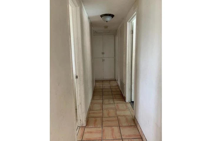 $980 : Fully Remodeled kitchen home image 5