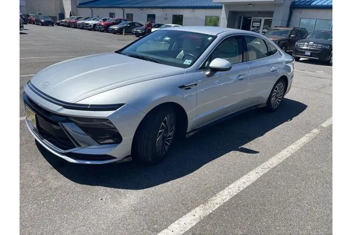 $22995 : Hyundai SONATA Hybrid 2024 S image 2