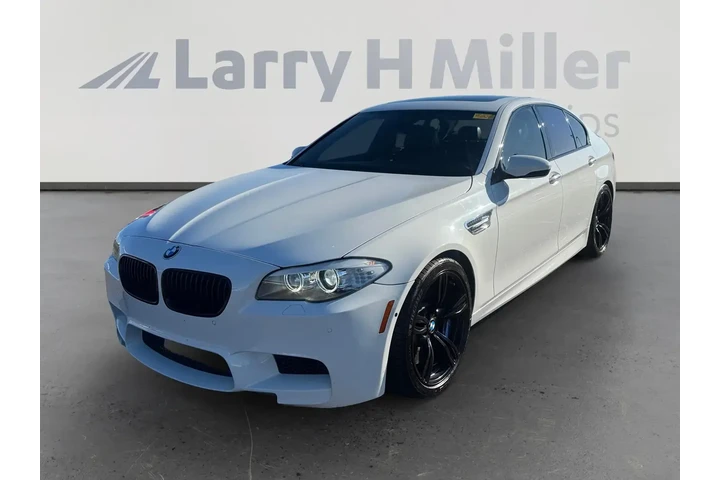 $29226 : BMW M5 2013 4dr Sedan image 1