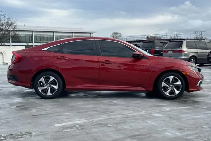 $15591 : Honda Civic 2019 LX 4dr Seda image 2
