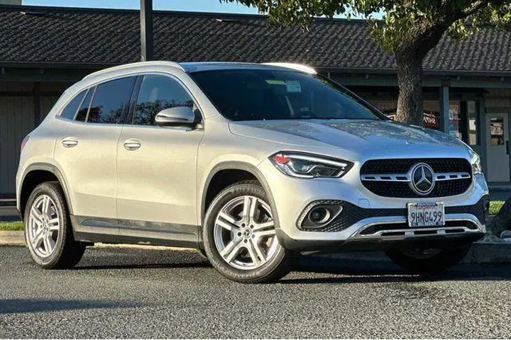 $17971 : Mercedes-Benz GLA 2021 AWD G image 2