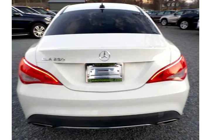 $13476 : 2018 CLA 250 image 4