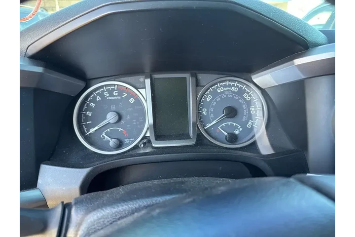 $31853 : Toyota Tacoma 2021 4x2 TRD O image 9