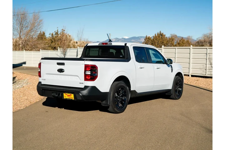 $34988 : 2024 Maverick LARIAT image 4